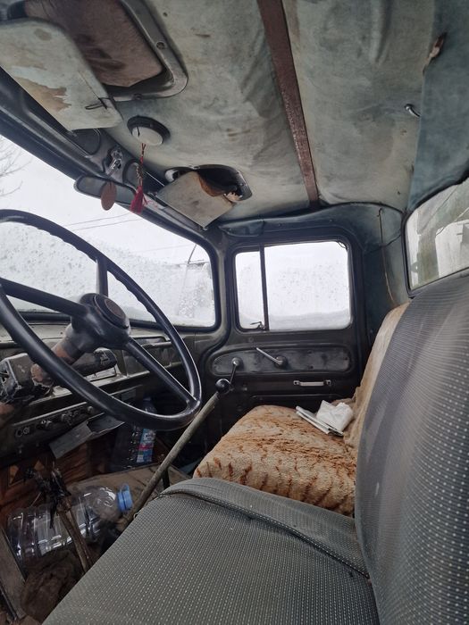 Зіл 130.               .