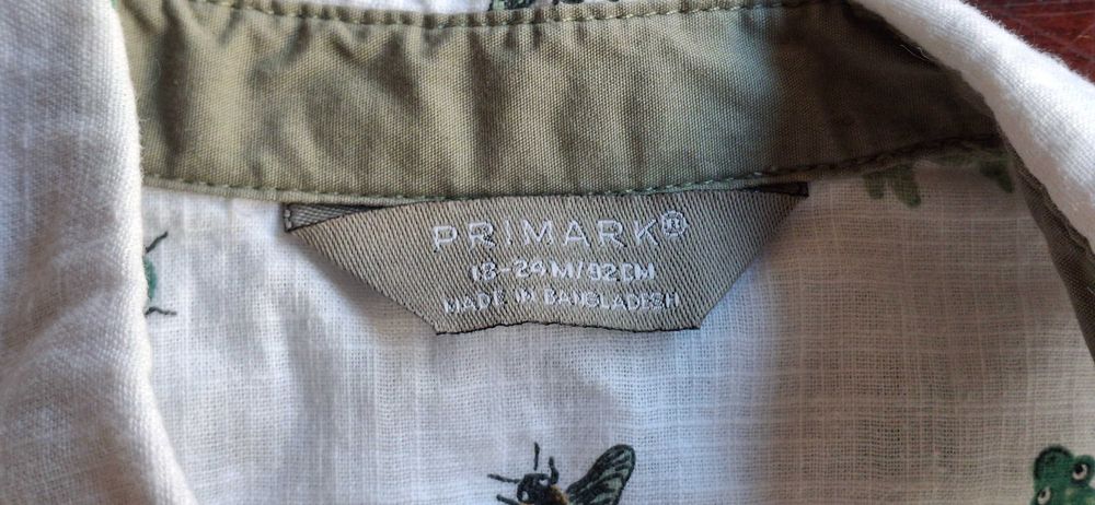 Camisa Branca Insectos Primark 18-24 meses