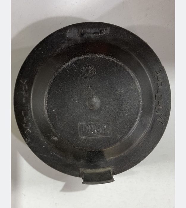 Ковпак ковпачок пробка заглушка крышка фары vw golf passat skoda fabia