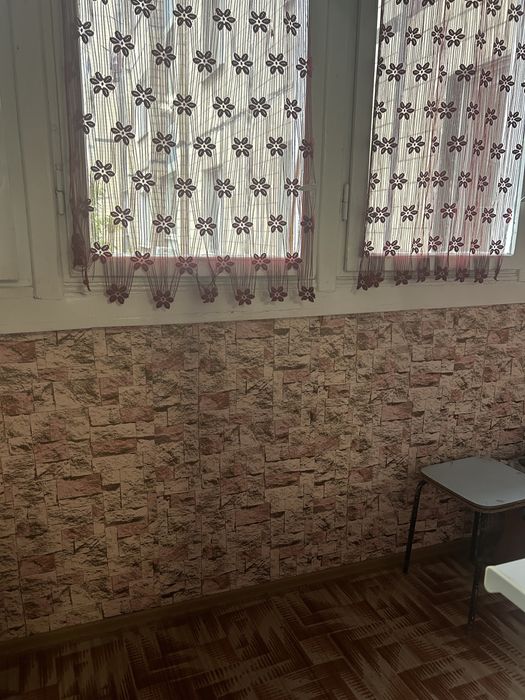 Продаємо 4 кімн. квартиру