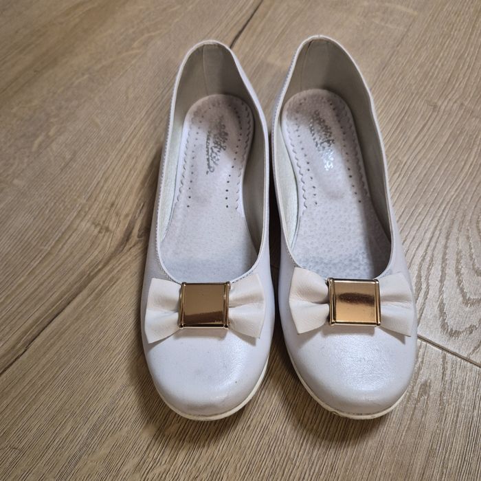 Buty komunijne 34