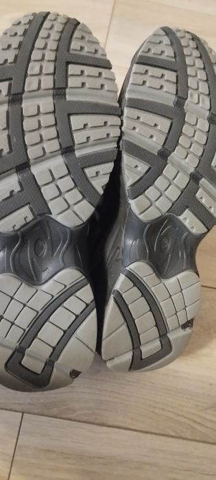 Кросівки New Balance 725