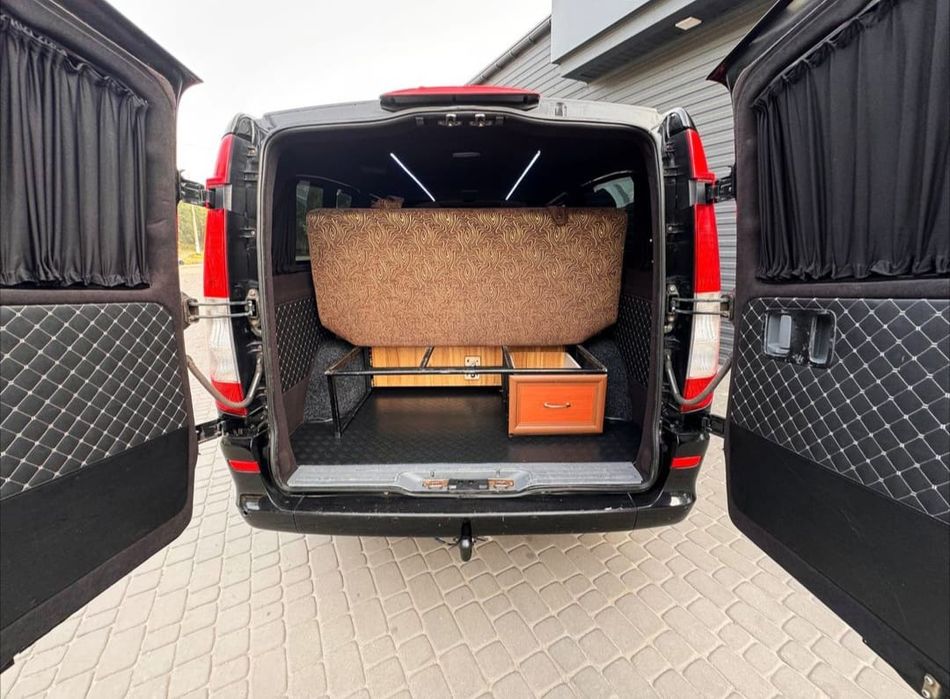 Диван, сидіння, диван в бус Мерседес Віто 639