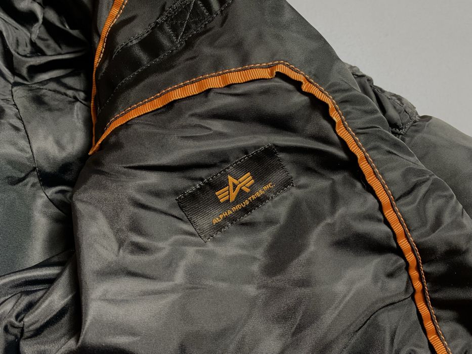 Бомбер Alpha Industries