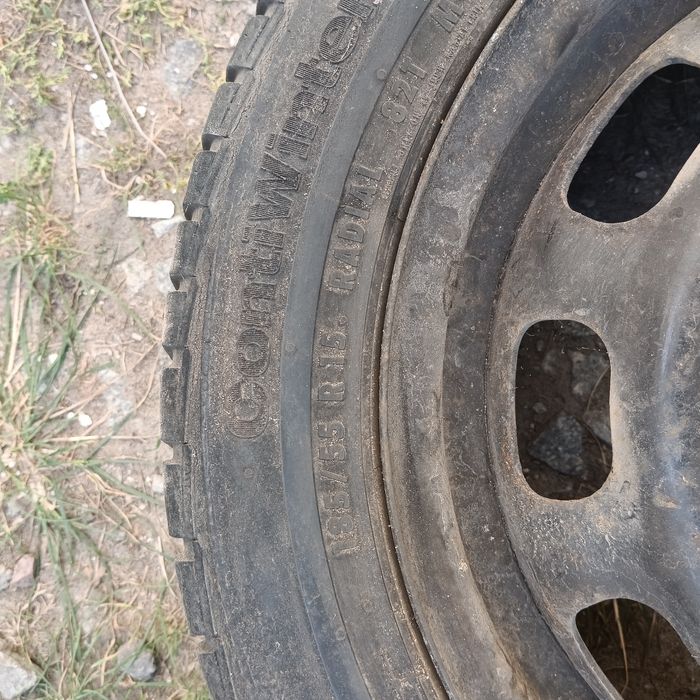 Продам зимову гуму з дисками