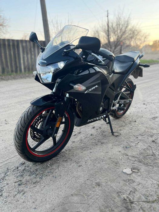 Honda CBR 125 R  2012 г.