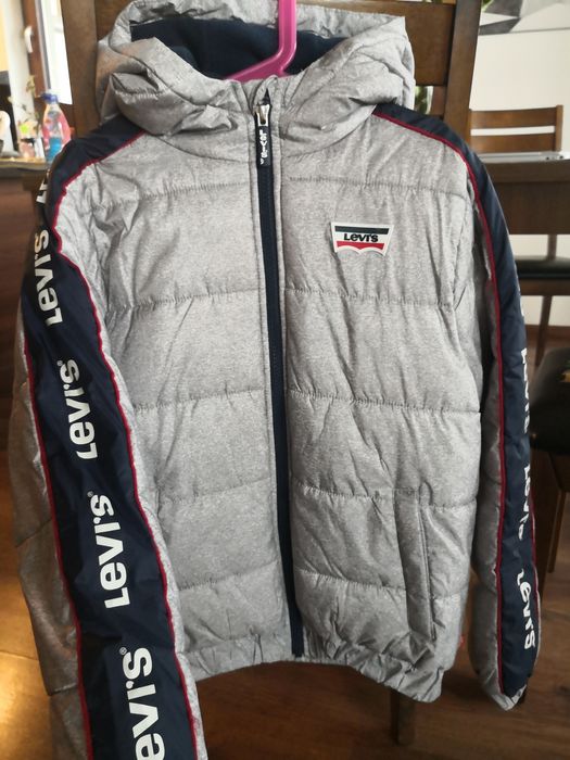 Zimowa ciepła kurtka Levis rozmiar 140.