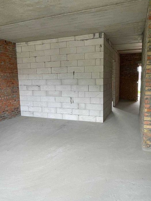 Терміновий Продаж 3 поверхового таунхауса , 164 кв. м, 3 кімнати Центр