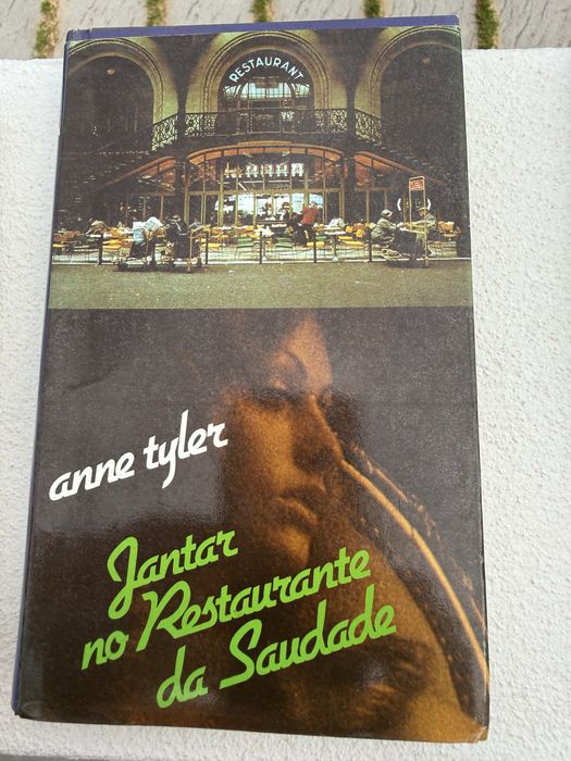 Vários livros diversos