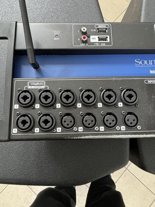 Soundcraft Ui16 — цифровий мікшерний пульт, 16 каналів