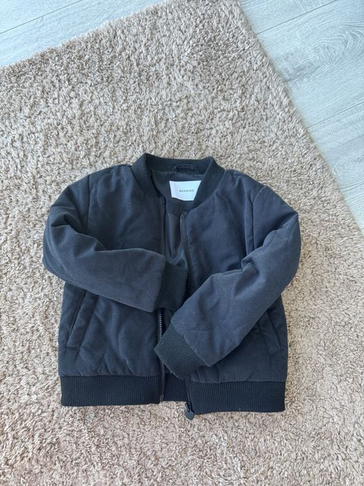 Куртка плащівка( бомбер) reserved