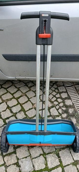 Siewnik gardena do trawy i nawozu
