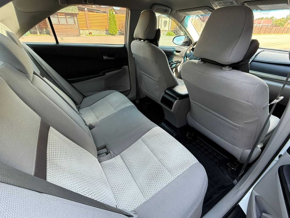 Toyota Camry 2013 2,5 ГБО Обслужена Відмінний стан