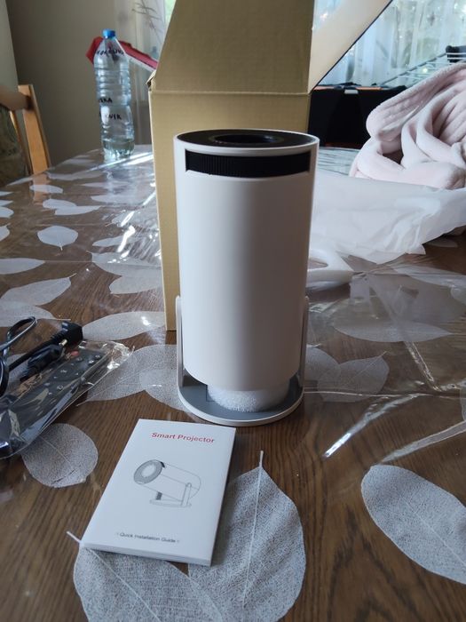 Projektor przenośny, rzutnik wifi ,android