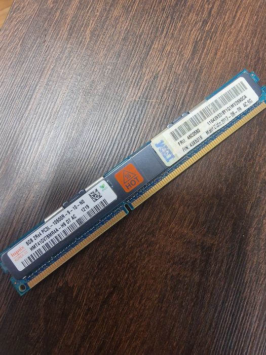 Pamięć RAM Serwerowa Hynix 8GB DDR3L ECC REG 1333MHz PC3L-10600R IBM