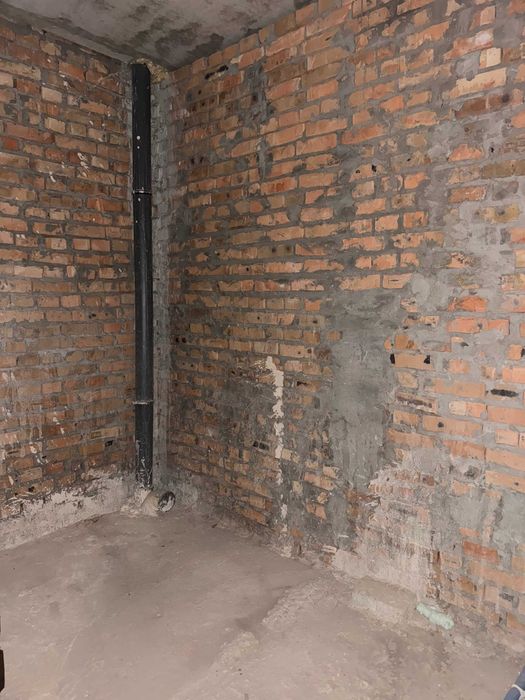 Простора євро 2к 43000$, будинок зданий, ГАЗ.