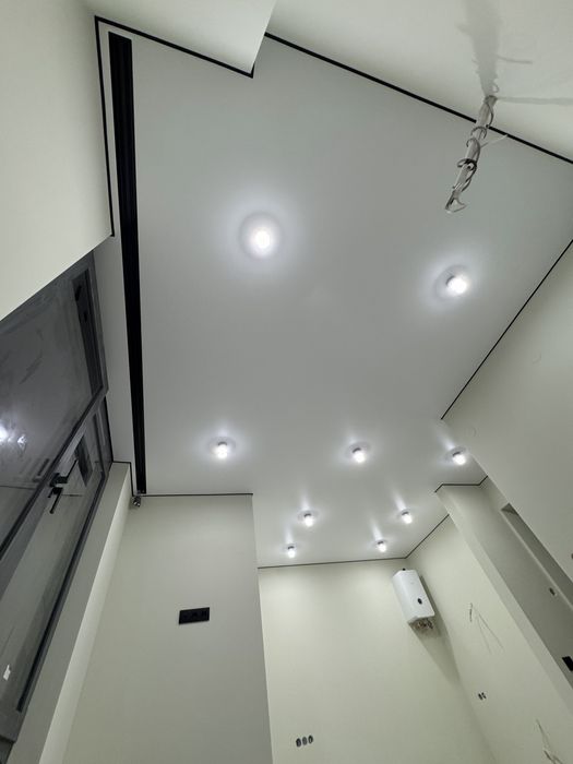 Натяжні стелі.