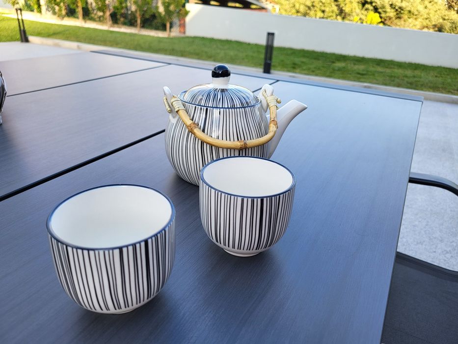 Conjunto cha oriental