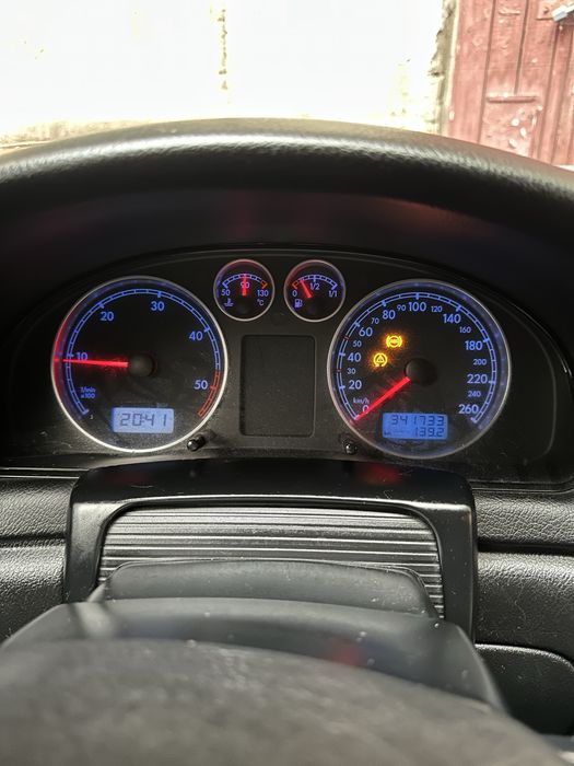 Passat b5+ 2001 рік 1.9 tdi (74kw)