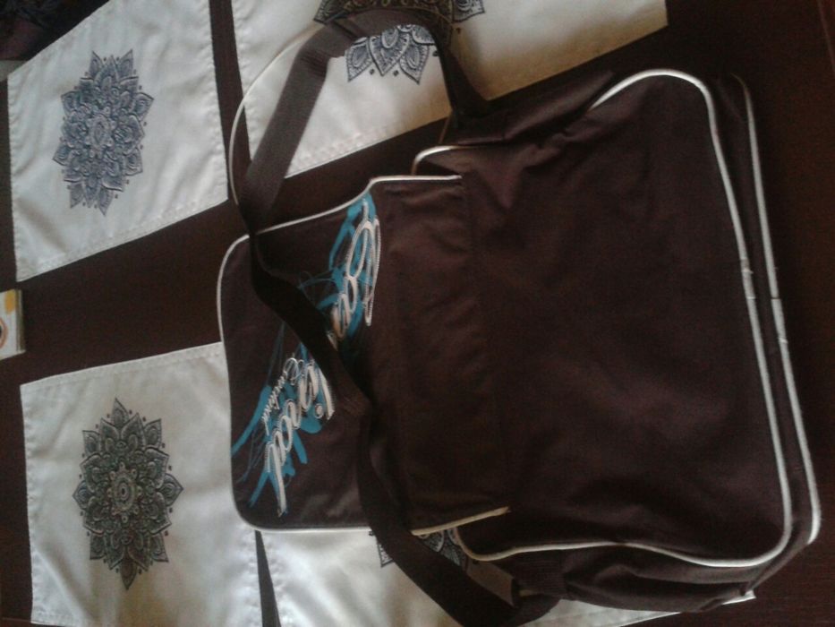 Sprzedam torbe na ramie nowa nieurzywana