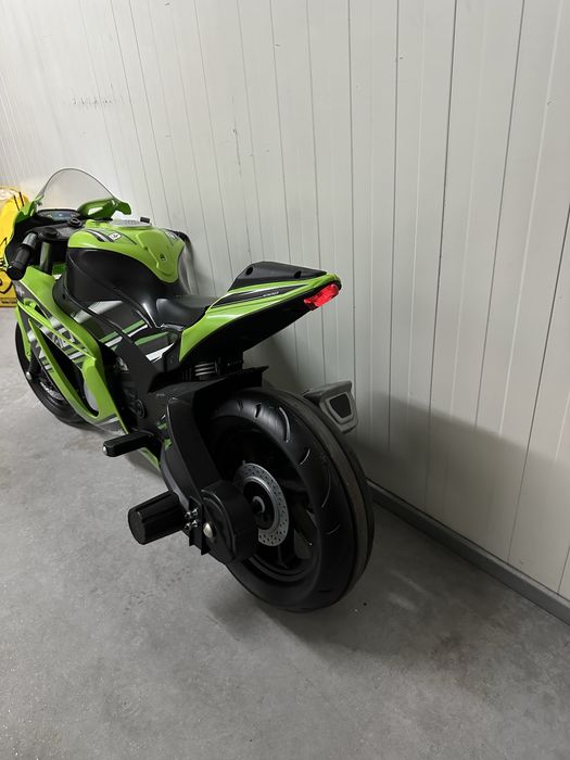 Moto kawasaki ninja crianca