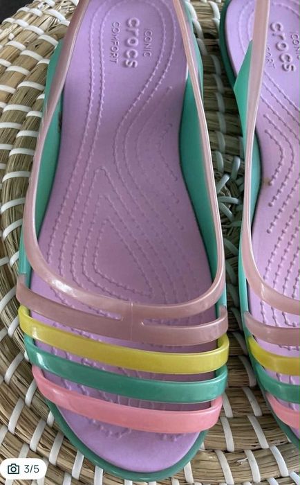 Crocs sandały Isabella Huarache Flat Iris & Green W6 36/37