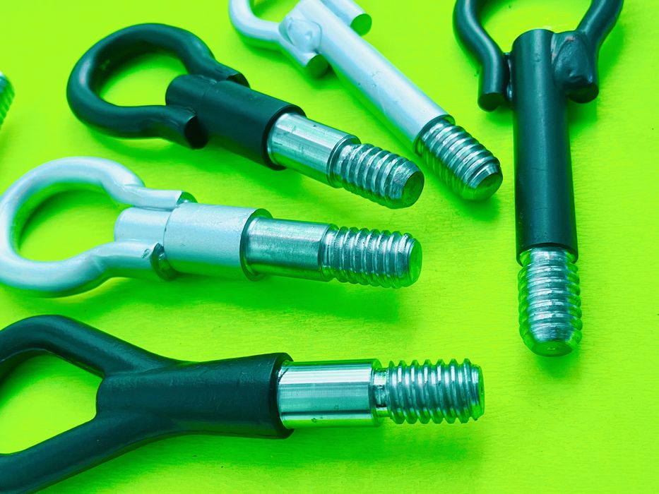 Буксировочный крюк Skoda Chevrolet Tesla Volkswagen Opel Ford Kia Lada