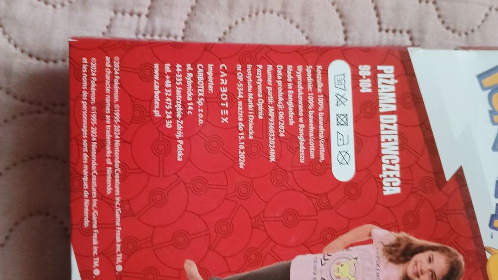 Piżamka dziewczęca.