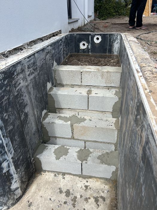 Construçao de piscinas em bloco estrutural