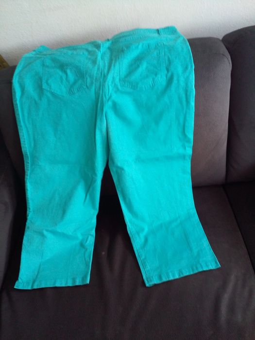 Bermudas em tons azuis