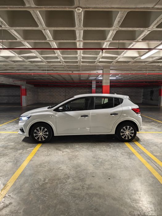 Dacia Sandero 2024 – Branco, 5 Portas, Bi-Fuel GPL