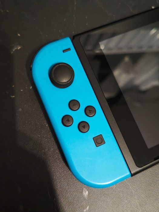 Konsola Nintendo Switch V2 + Karta 128GB + Etui + Grip DARMOWA DOSTAWA