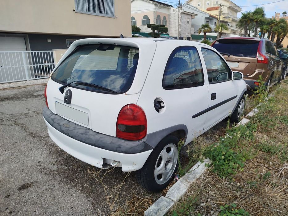 Opel Corsa 1.5 TD Motor Isuzu