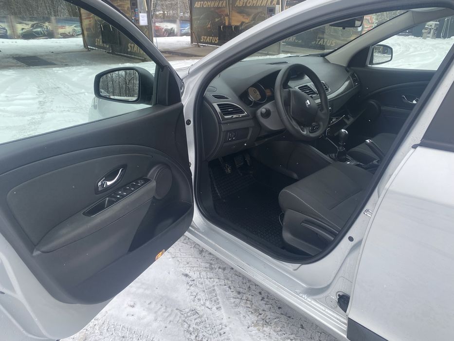 Рено меган 3 1.5 дизель 2012 рік