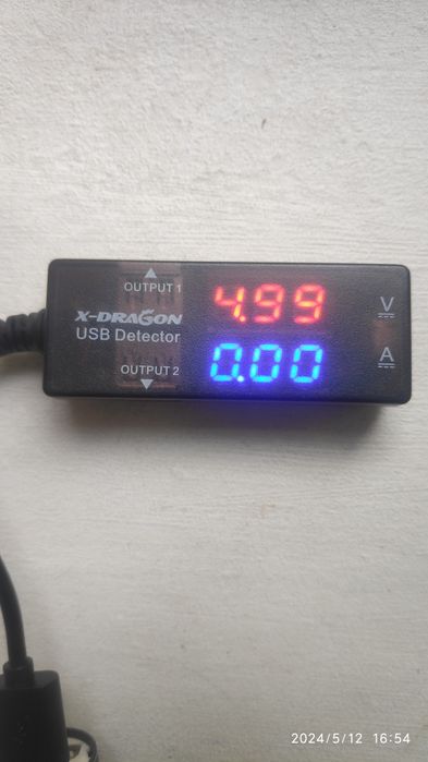 Usb тестер  2выхода для проверки ёмкости батарей качества usb проводов