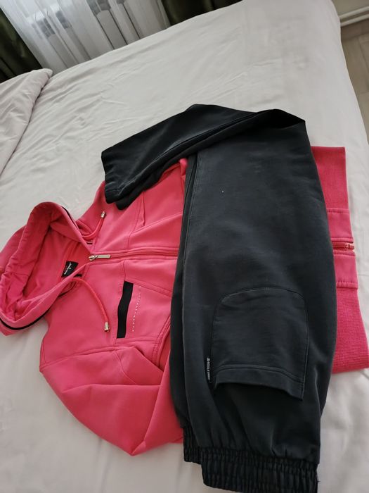 Продам спортивний костюм для дівчинки