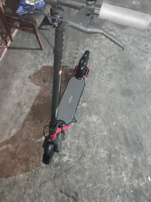 Електросамокат ninebot