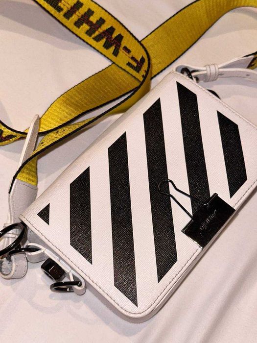 Off-White Mini Binder Clip Bag