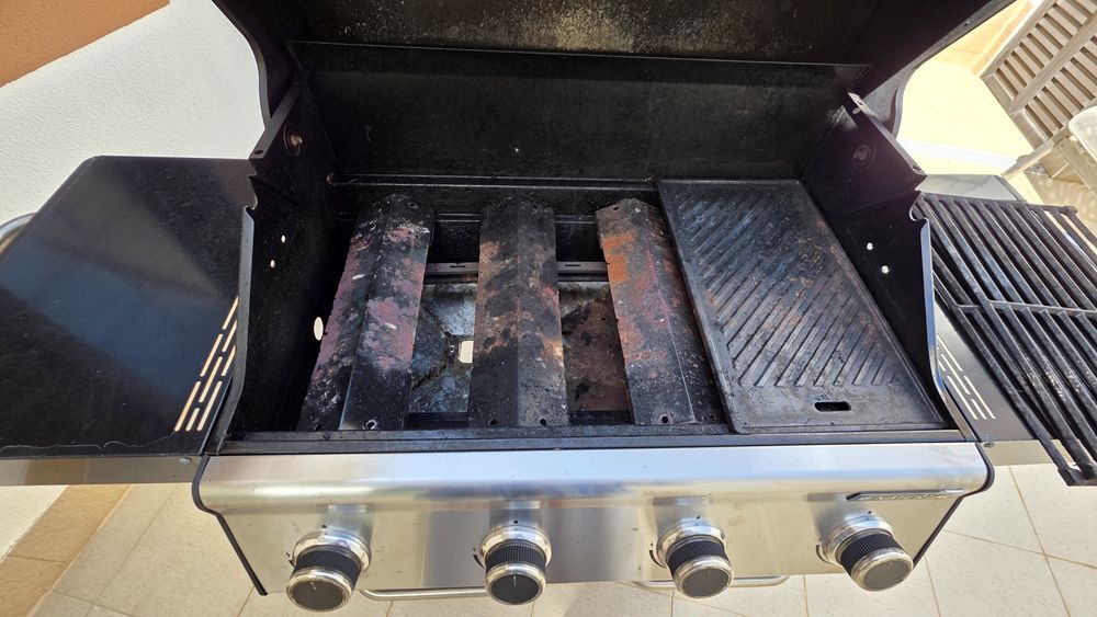Barbeque grill a gás grelhador