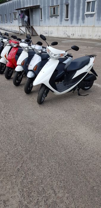 Скутер мопед Suzuki Address V50