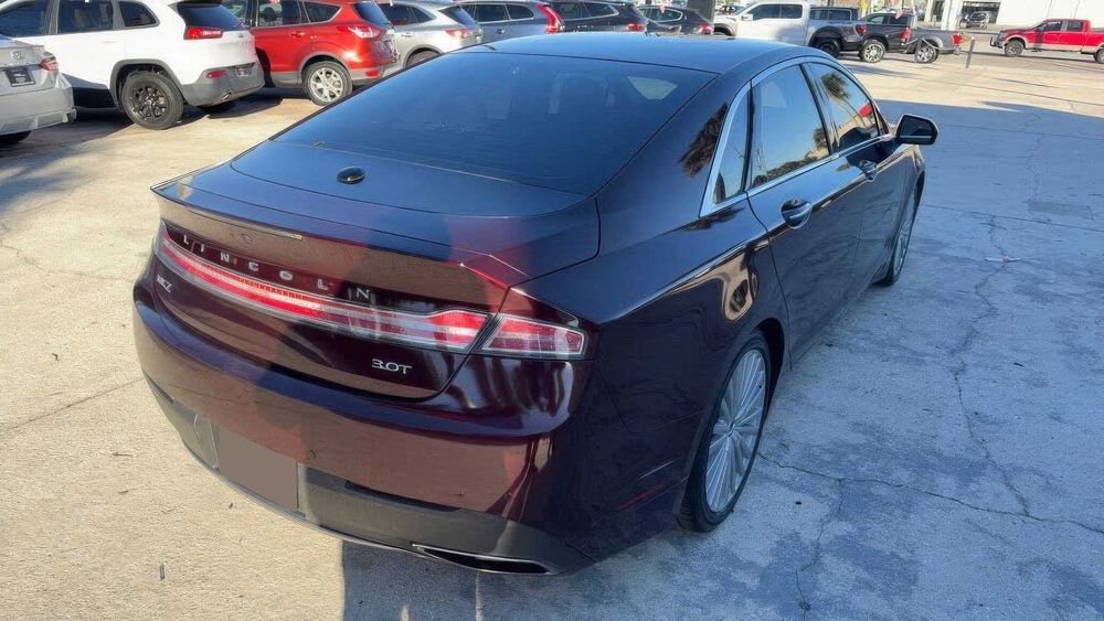 Lincoln MKZ      2018