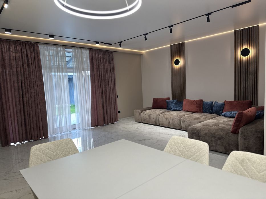 Продаж шикарного котетжу/ 1200$квадрат/обмін/розтермінування