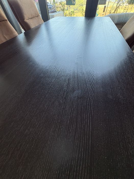 Mesa de jantar com 4 cadeiras - bom estado
