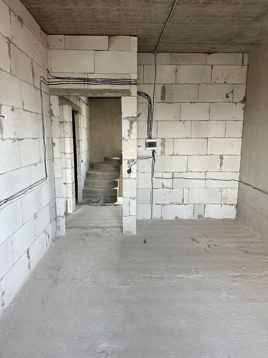 Продаж котеджу у мальовничому місці