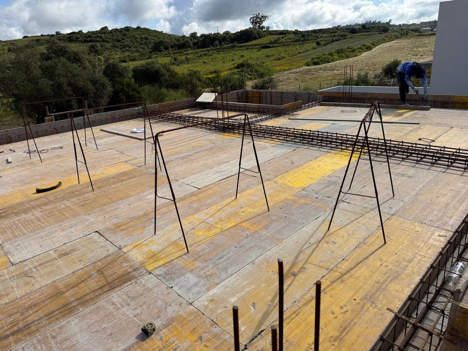 Cofragens e alvenarias