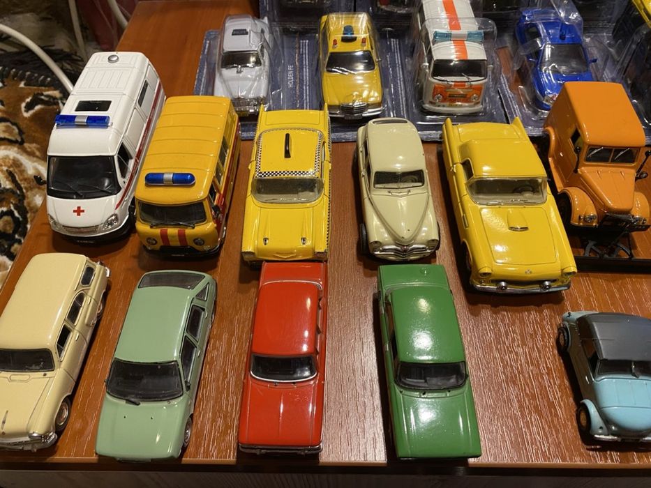 Модельки авто 1:43