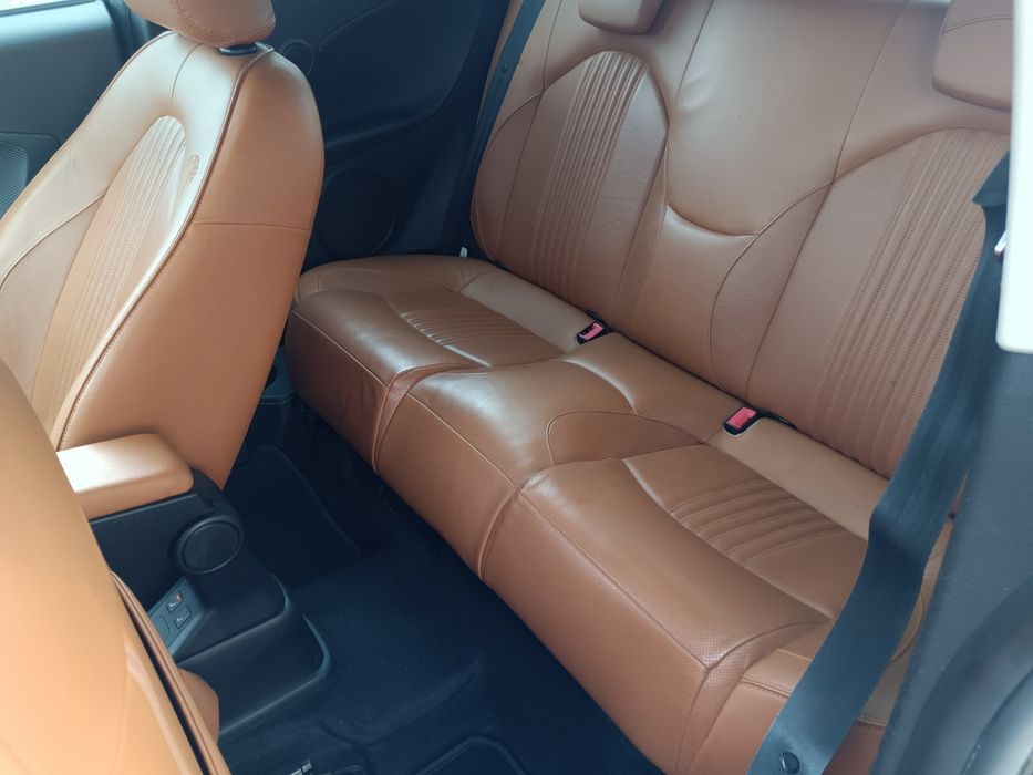 Piękna Alfa Romeo Mito po kolizji