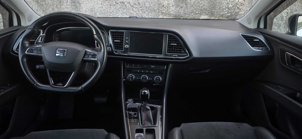 SEAT LEON 1.5 TSI FR DSG-7