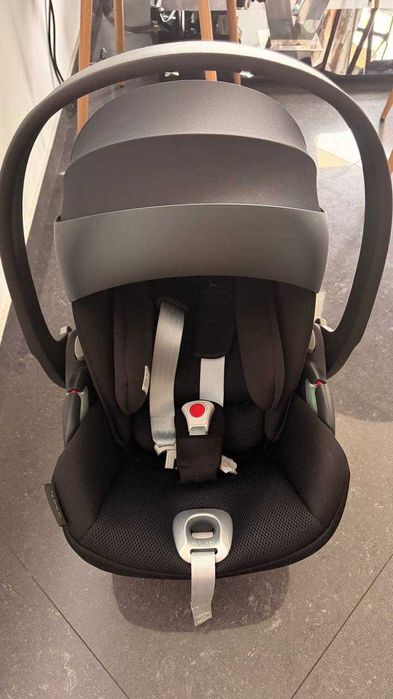 Автокрісло Cybex Cloud T i-Size 0+ Виглядає як нове