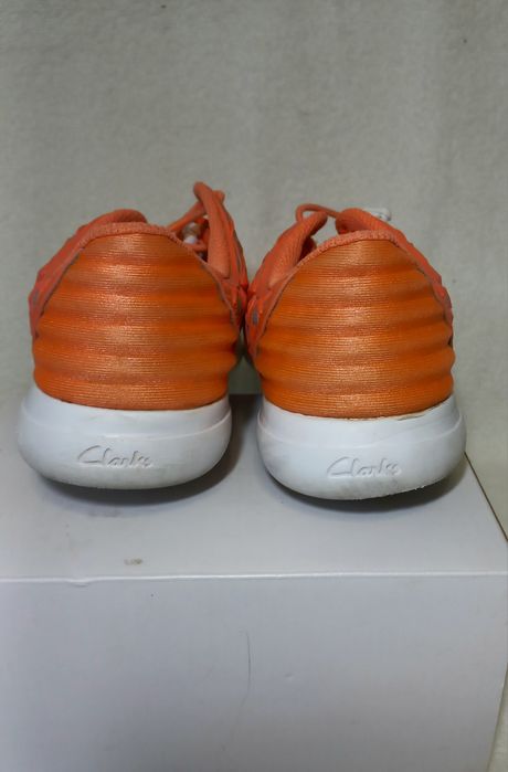 Кросівки Clarks 33-34 мега легкі кеди для дівчинки/хлопчика